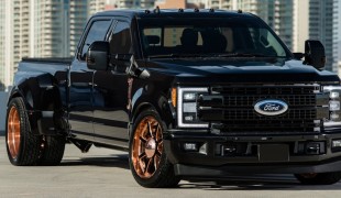 Ford F-350 «Ultimate Tailgate»