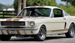 Ford Mustang Shelby GT350H 1966 года на аукционе