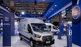 Ford E-Transit лидирует в своем сегменте в Бразилии, и отсутствие штрафов за столкновение автомобилей NASCAR Ford