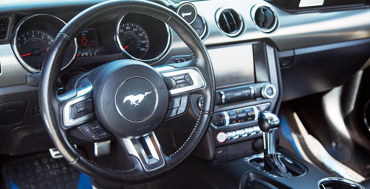 FORD представляет специальную версию MUSTANG 55 фото 4 - превью