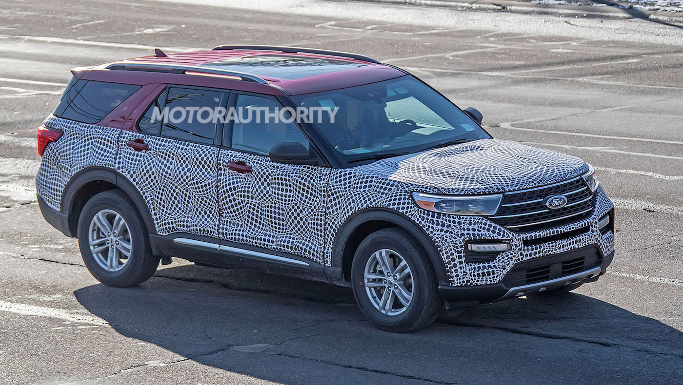 Ford Explorer 2020 года будет показан 9 января на Ford Field фото 1 - превью