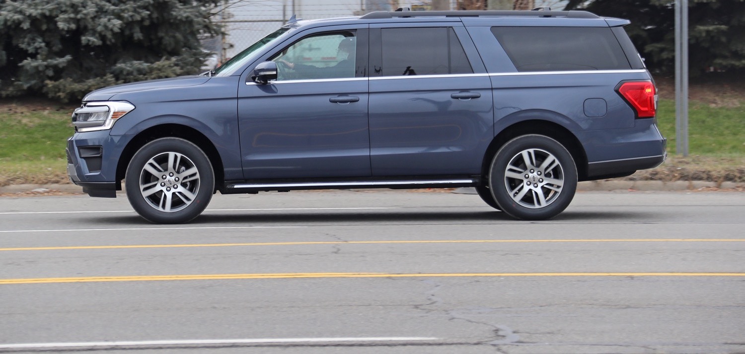 Ford Expedition XLT Max 2022 года фото 2 - превью