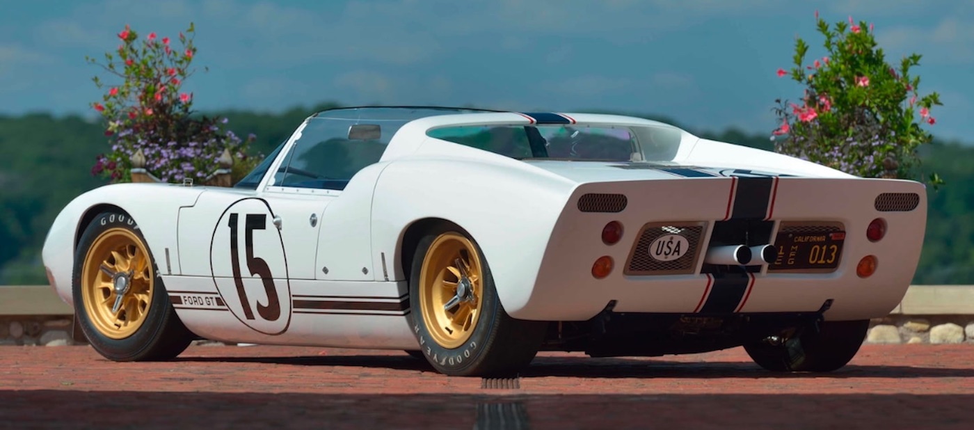 Ford GT Prototype Roadster 1965 года будет продан на аукционе фото 1 - превью