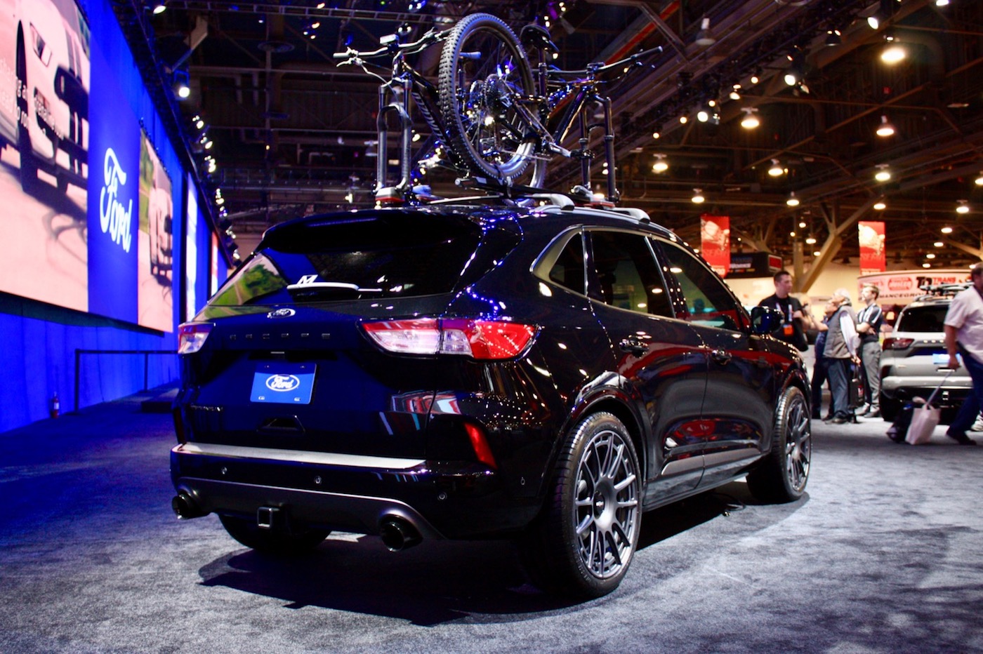 Ford Escape ST не будет выпущен фото 3 - превью