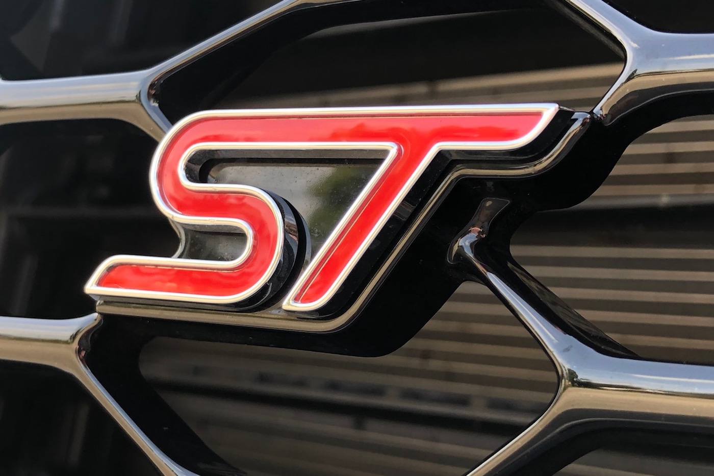 Ford Escape ST не будет выпущен фото 2 - превью