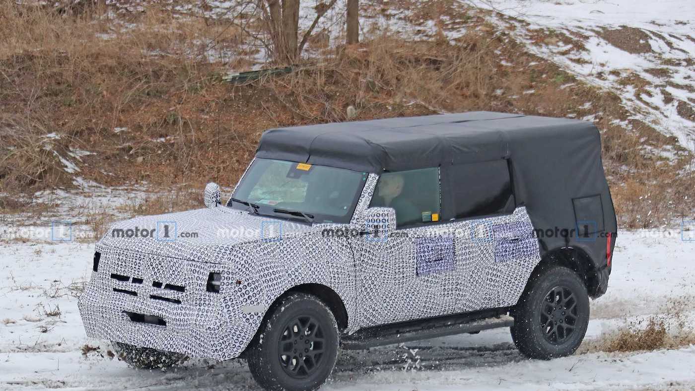 Производство Ford Bronco Sport отложено из-за COVID-19 фото 2 - превью