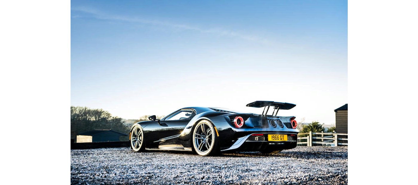 Ford GT 2018 года продается на аукционе фото 3 - превью