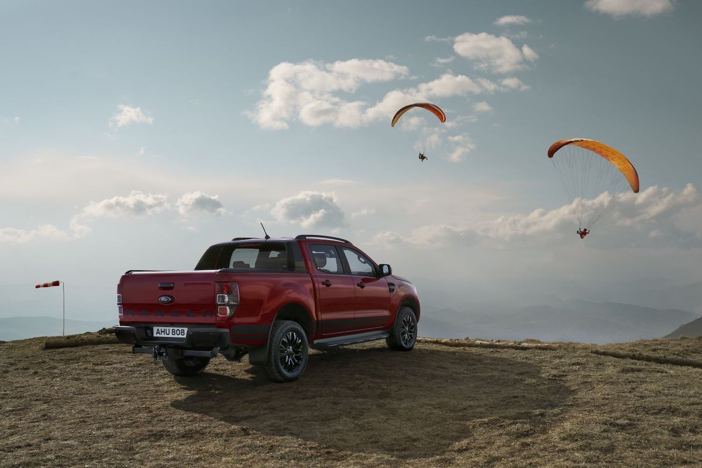 Skyjacker Ranger на выставке SEMA фото 2 - превью