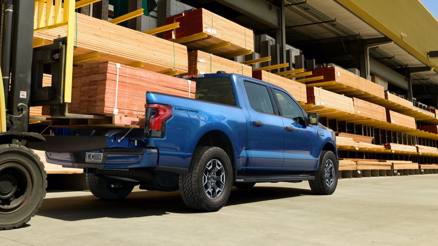 Ford F-150 Lightning в 2022 году переоборудуют фото 4 - превью