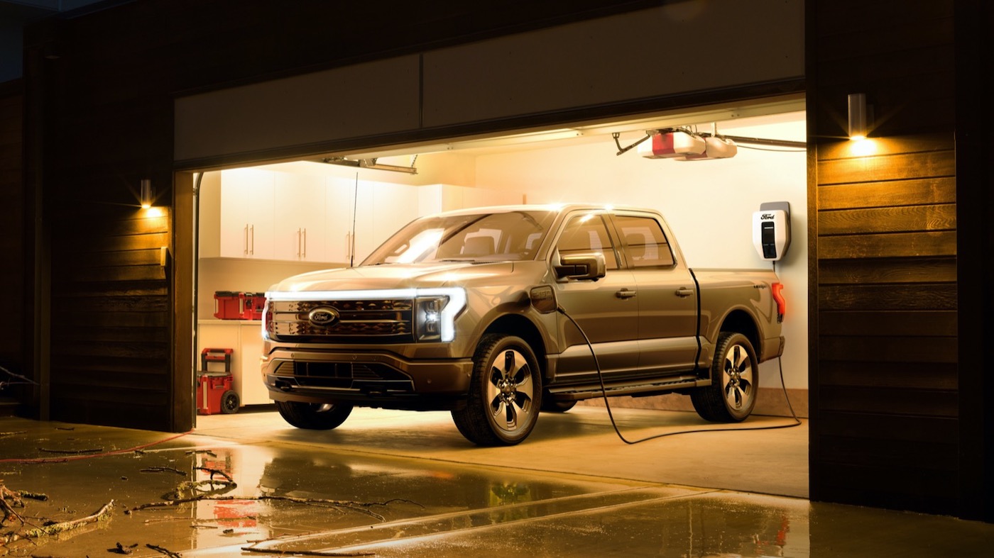 ​​Огромный интерес к Ford F-150 Lightning 2022 модельного года фото 3 - превью