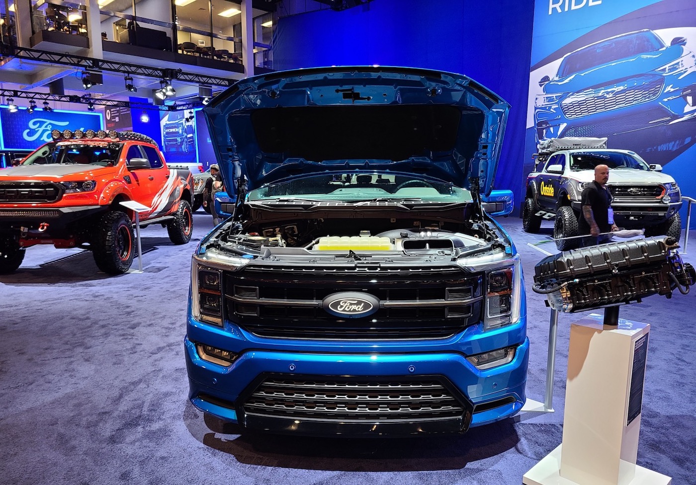 Ford Street Performance F-150 2022 года фото 2 - превью