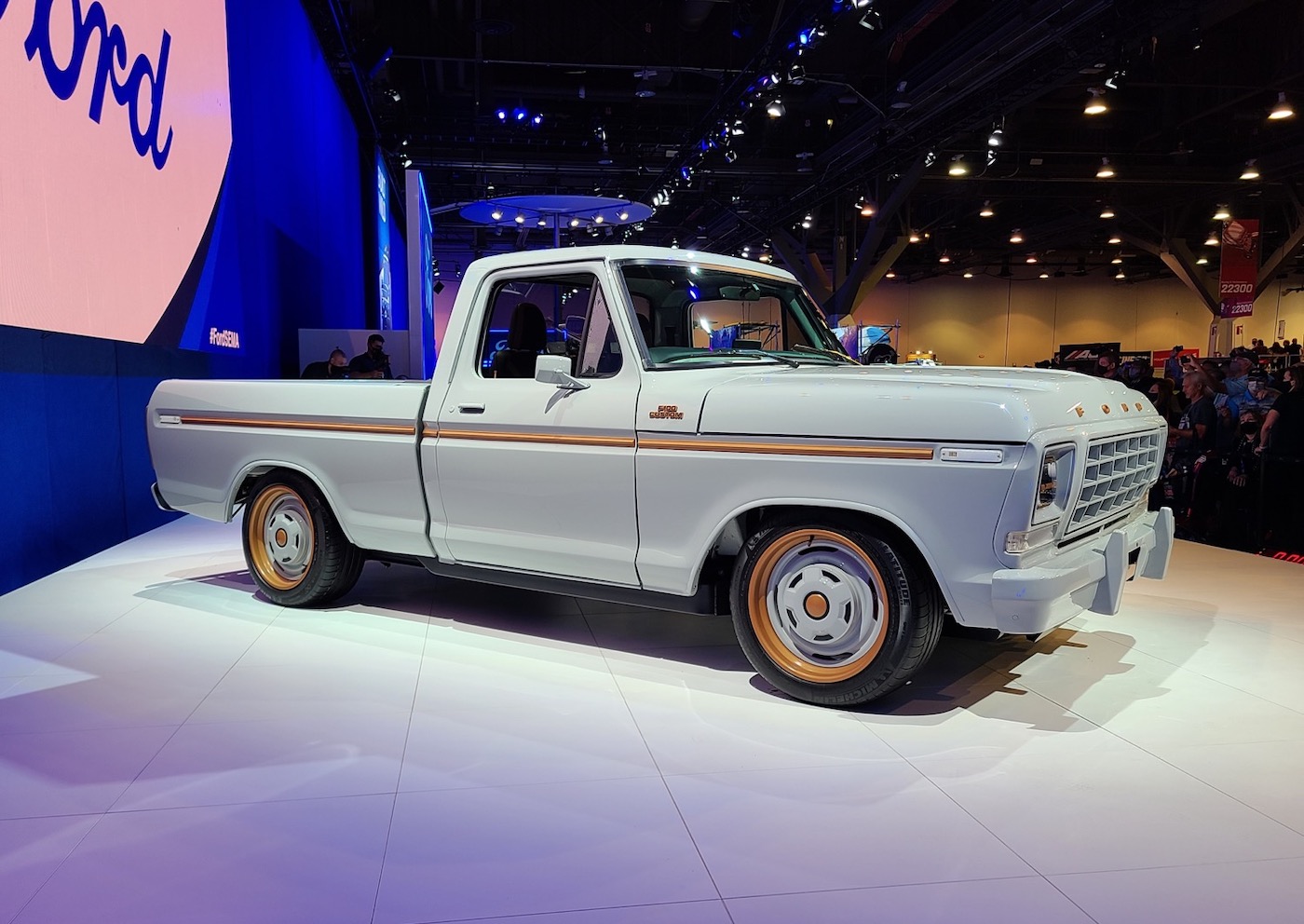 Концепт-кар Ford F-100 Eluminator фото 2 - превью