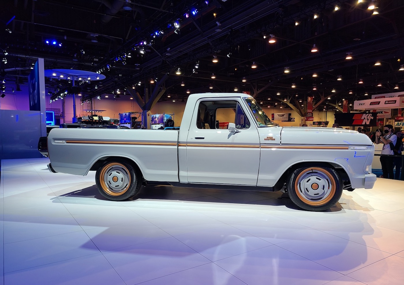 Концепт-кар Ford F-100 Eluminator фото 3 - превью