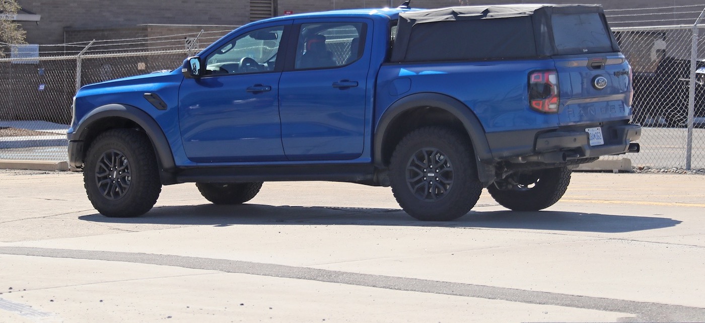 Ford Ranger Raptor 2022 года фото 3 - превью