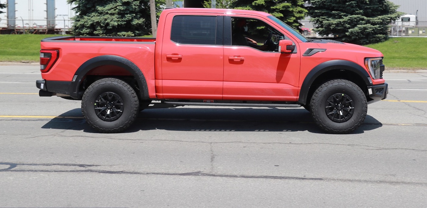 Информация о коробке переключения передач Ford F-150 Raptor R фото 1 - превью