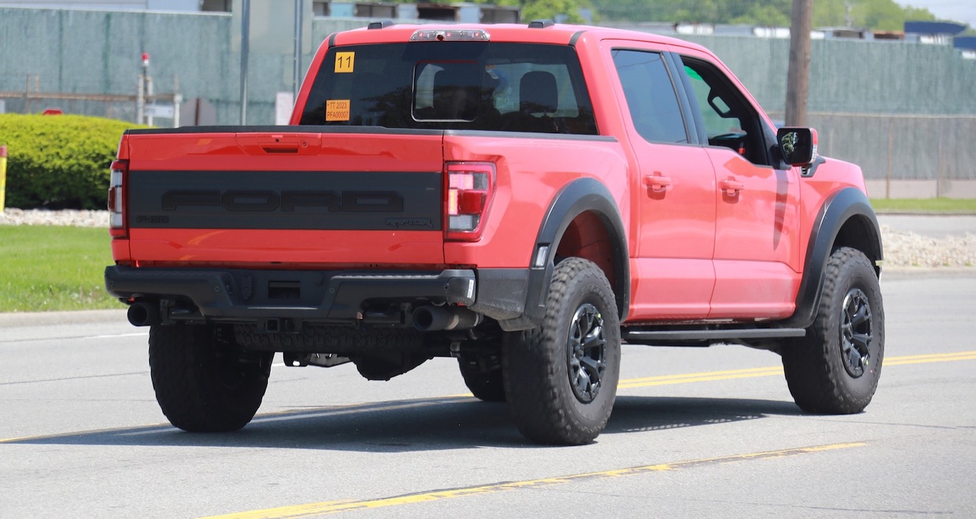 Информация о коробке переключения передач Ford F-150 Raptor R фото 2 - превью
