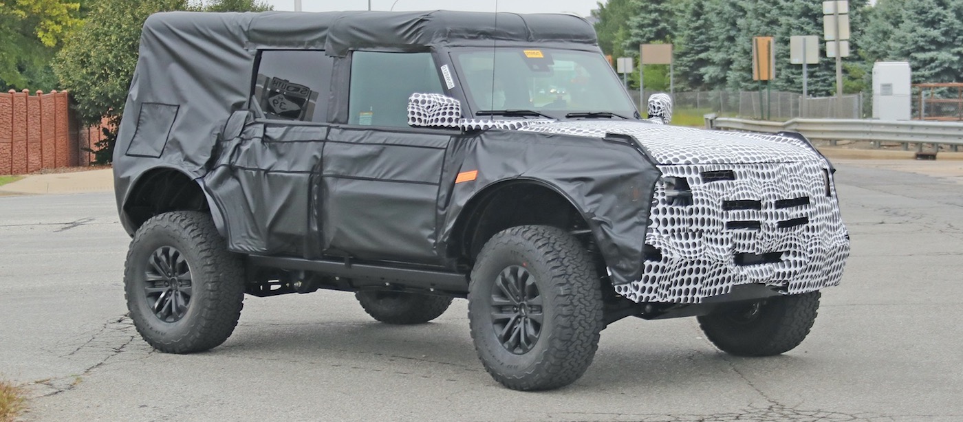 Название предстоящего варианта Bronco фото 1 - превью