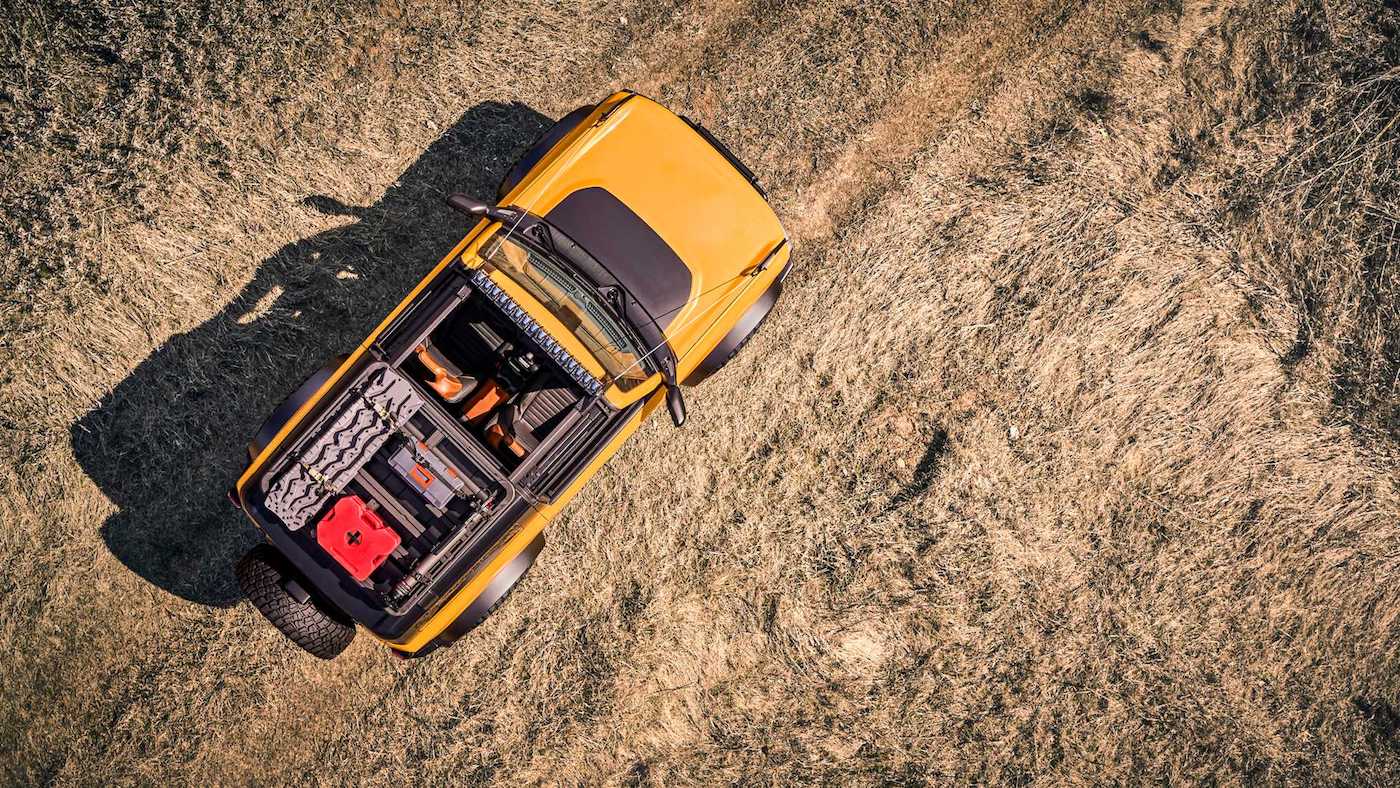 Производство Ford Bronco First Edition 2021 года увеличено фото 4 - превью