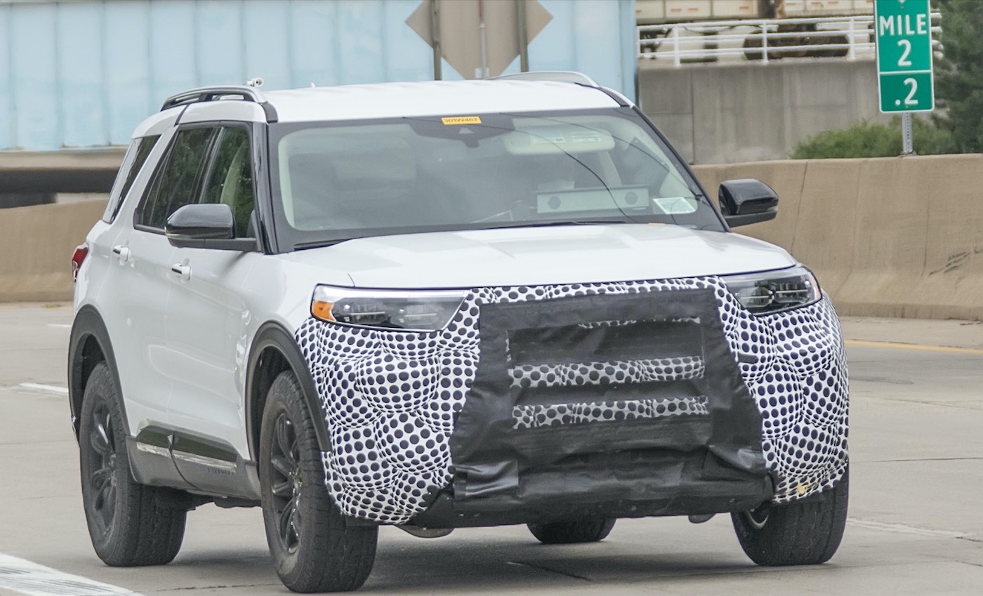 Шпионские фото Ford Explorer FX4 фото 1 - превью