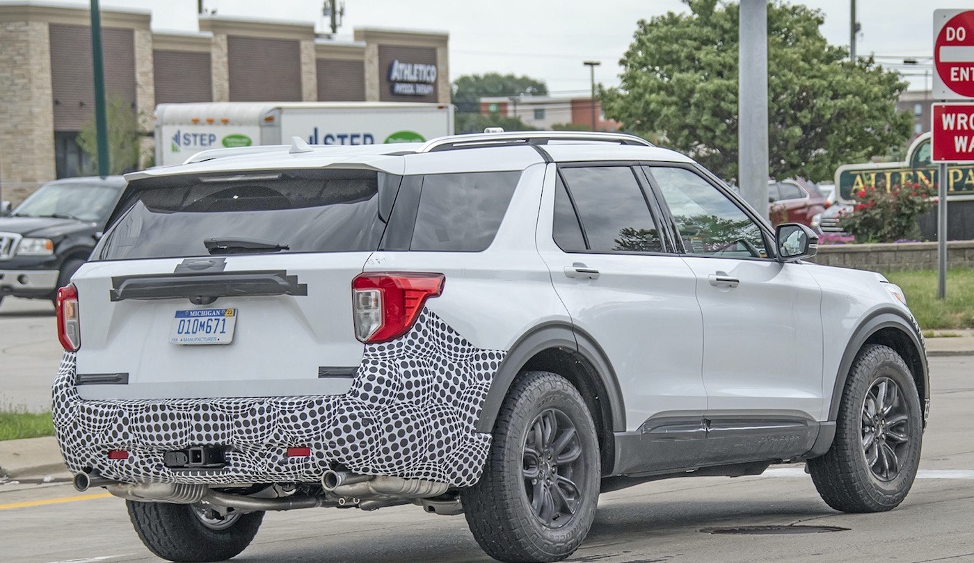 Шпионские фото Ford Explorer FX4 фото 2 - превью