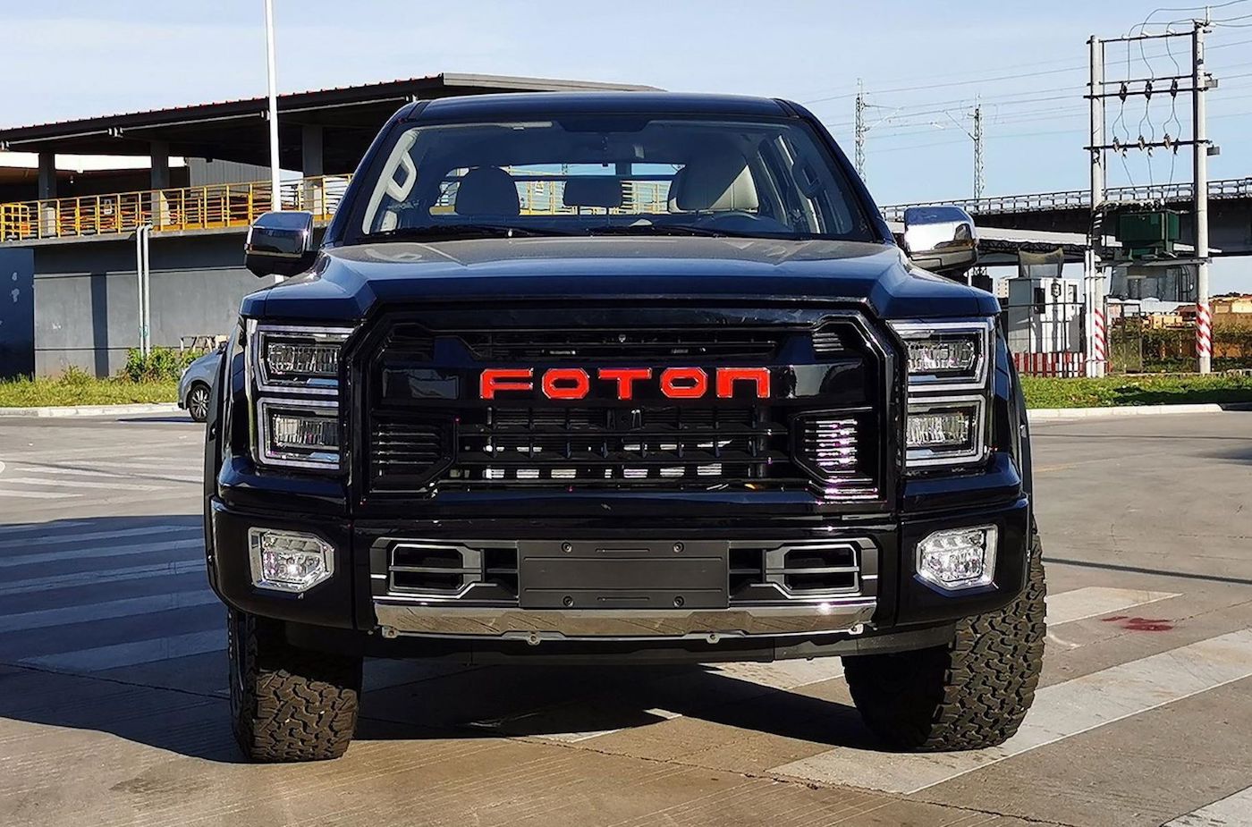 Китайский Ford F-150 Raptor от Foton фото 1 - превью