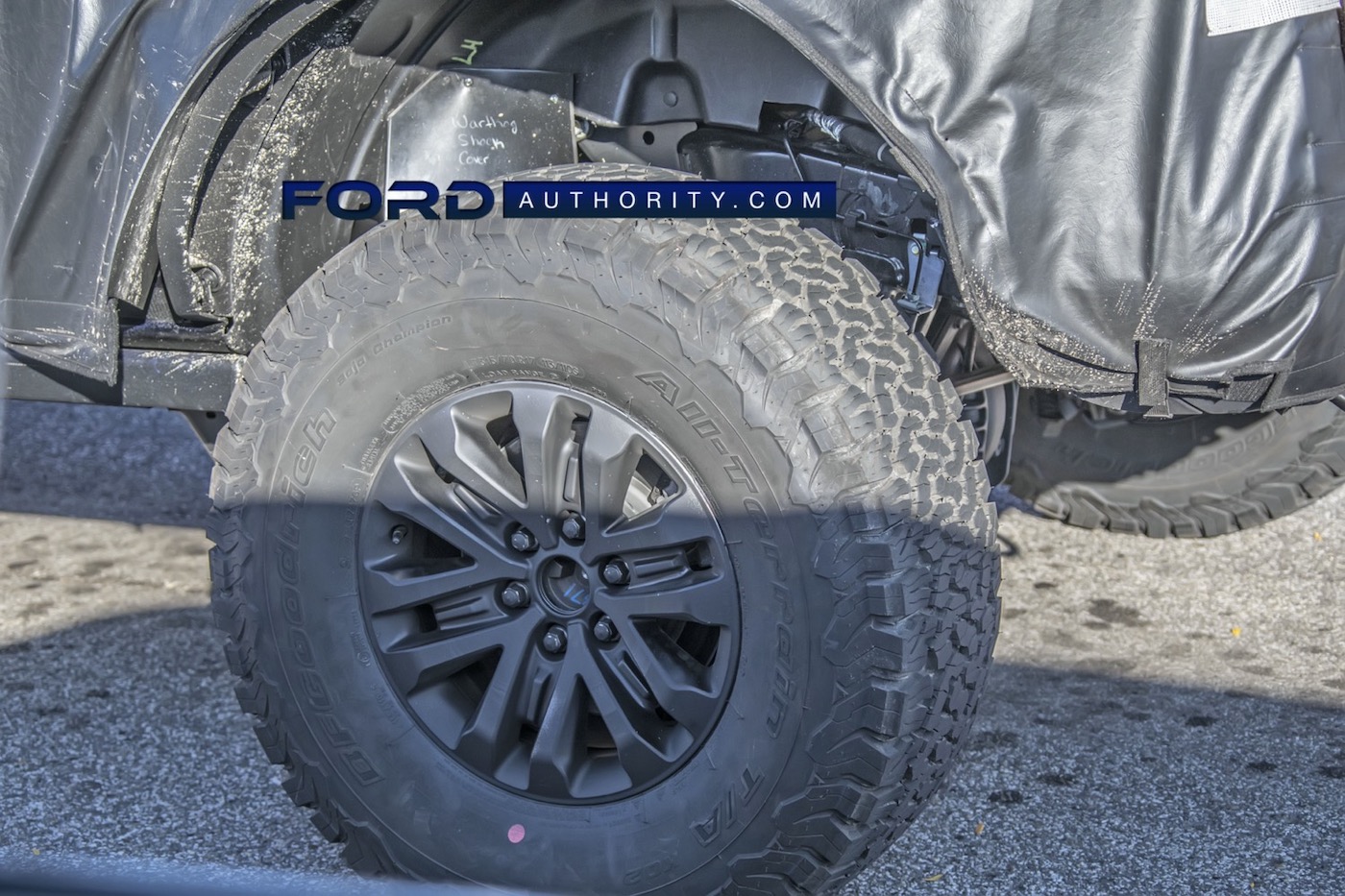 Новые снимки Bronco Warthog фото 3 - превью