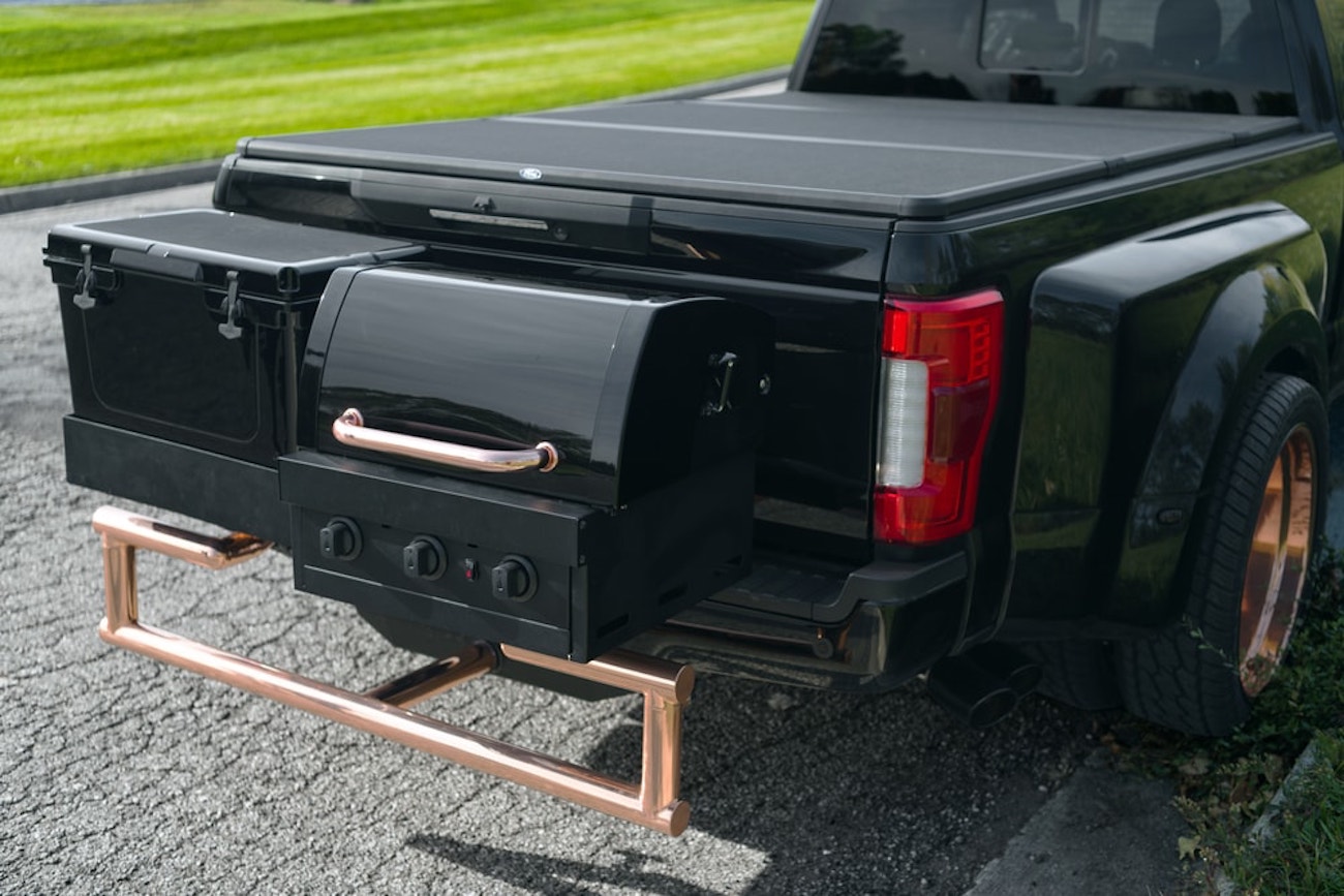 Ford F-350 «Ultimate Tailgate» фото 4 - превью