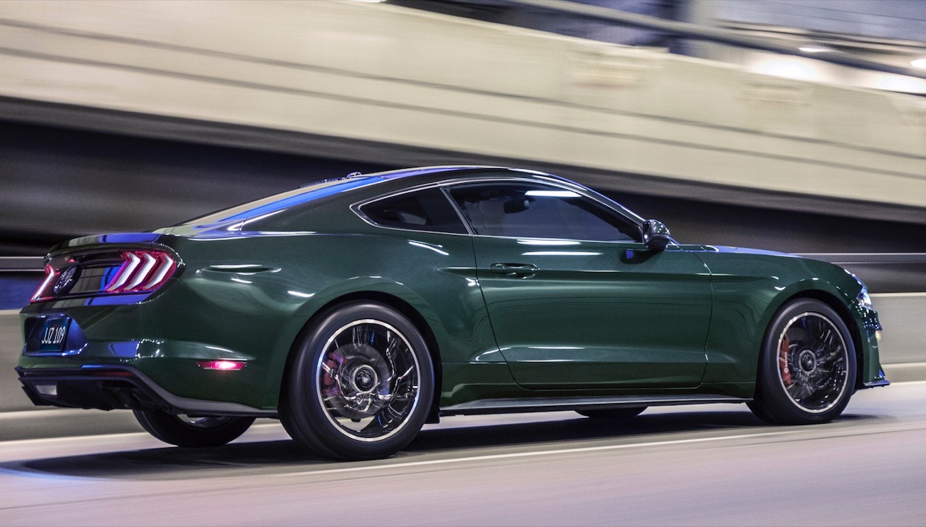 Ford Mustang Bullitt 2020. Форд Мустанг 5.0 2019. Форд Мустанг 2019 зеленый. Форд Мустанг 2019 салон.