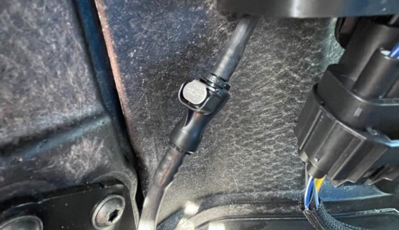 Ford Bronco Soft Top 2021 года без проводки для задней электроники фото 3 - превью