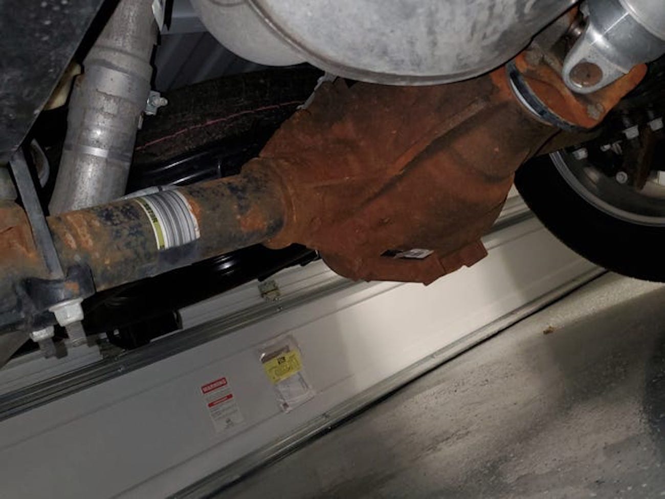 Ford F-150 2021 года уже ржавеет фото 1 - превью