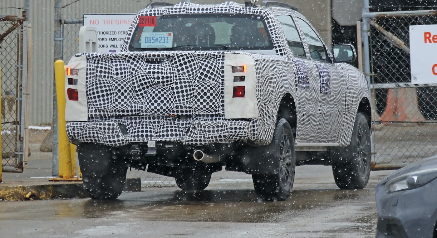 Шпионские фото Ford Ranger Tremor 2023 года фото 2 - превью