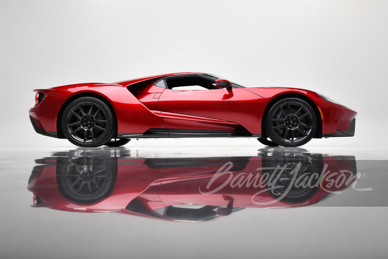 Ford GT 2019 года на аукционе фото 2 - превью