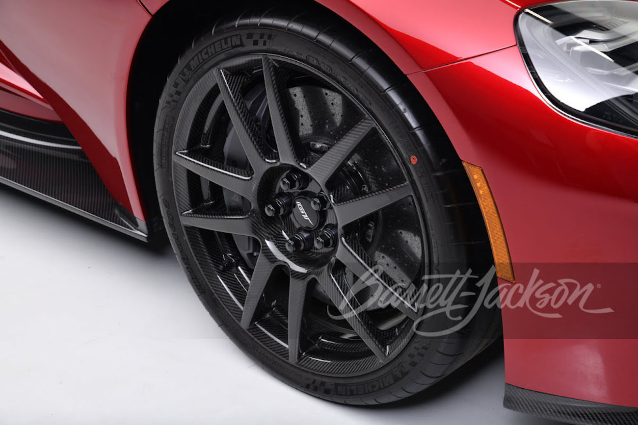 Ford GT 2019 года на аукционе фото 4 - превью