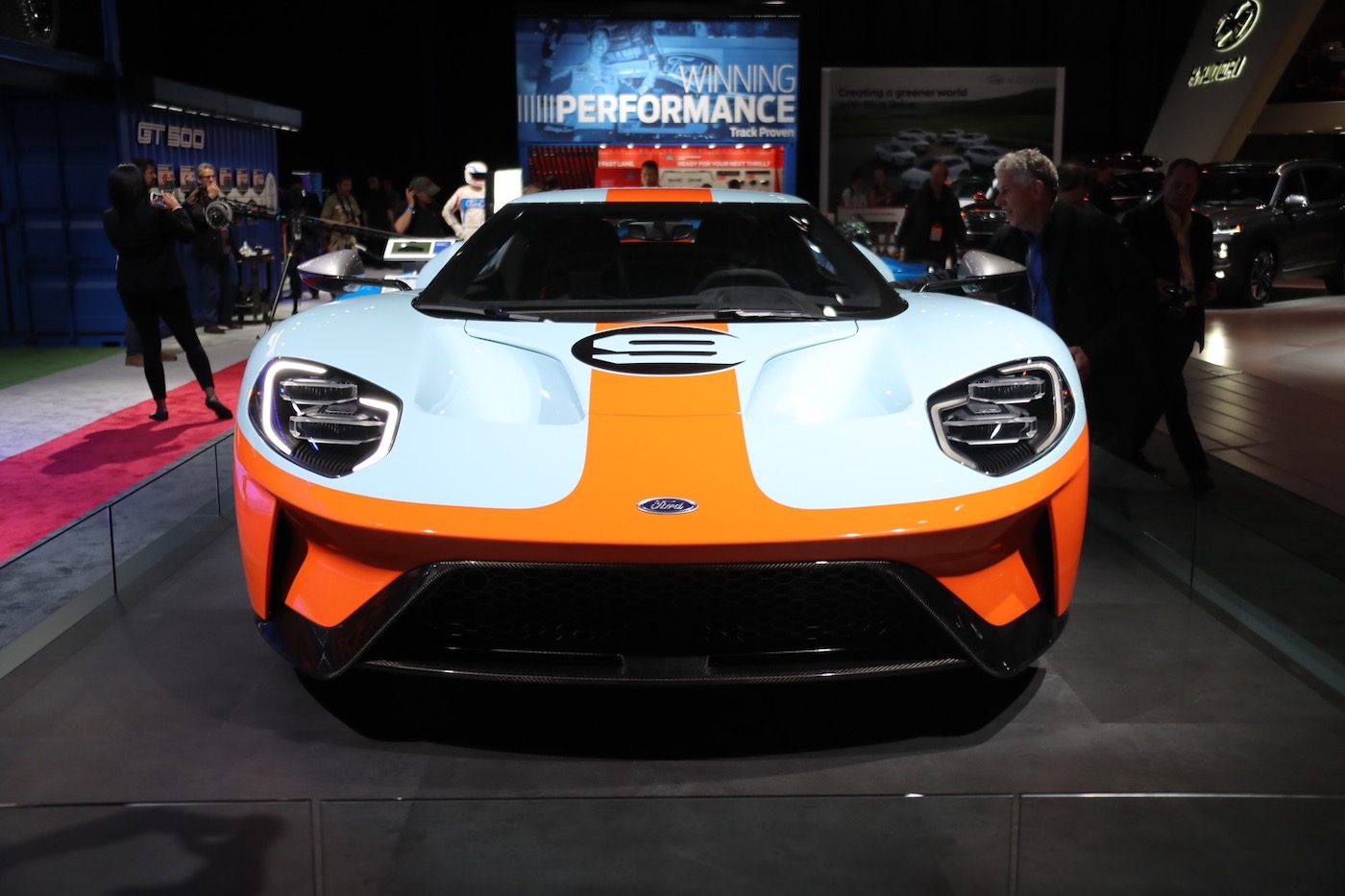 Нью-Йоркский автосалон 2021 года пройдет в августе фото 1 - превью