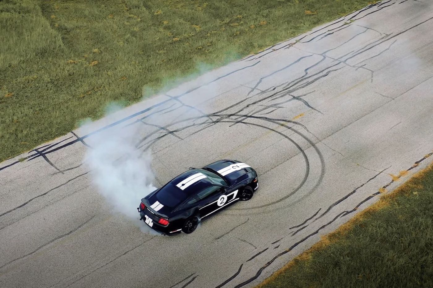 Hennessey Mustang Legend Edition на 800 лошадиных сил фото 1 - превью