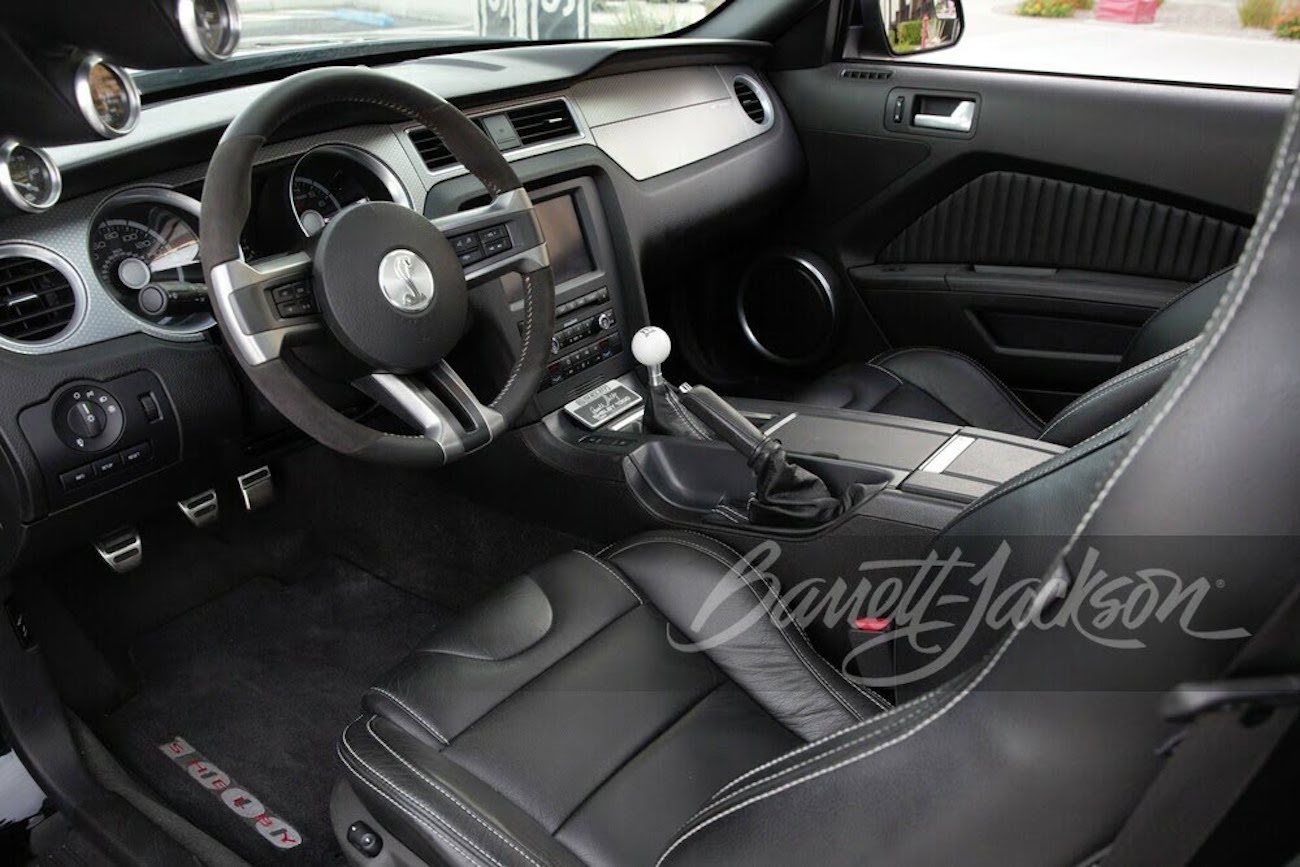 Уникальный Ford Shelby 1000 фото 3 - превью