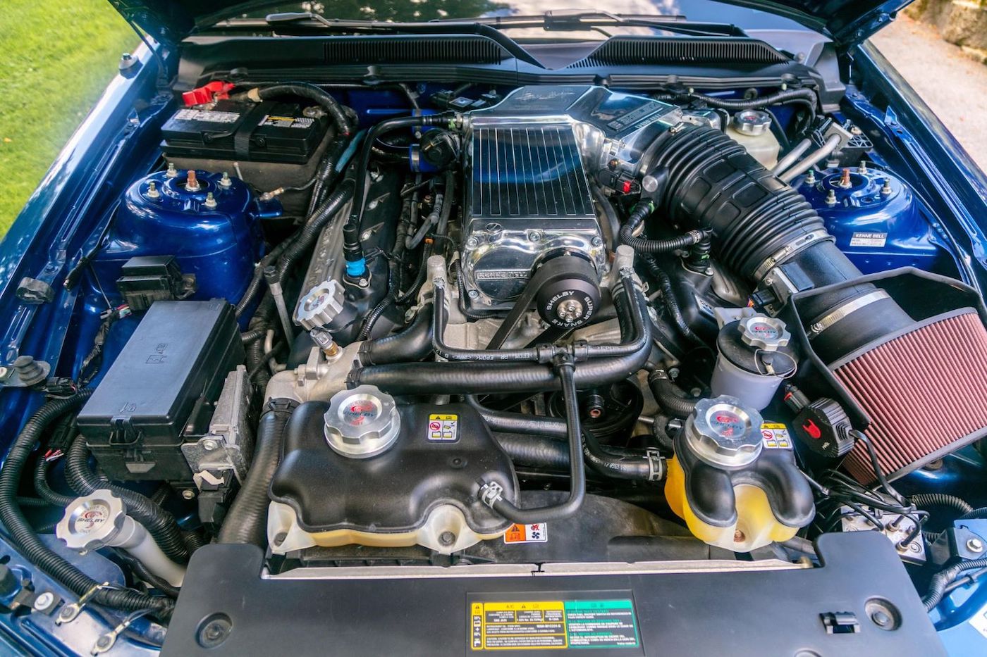 Почти новый Ford Mustang Shelby GT500 2007 года на аукционе фото 2 - превью