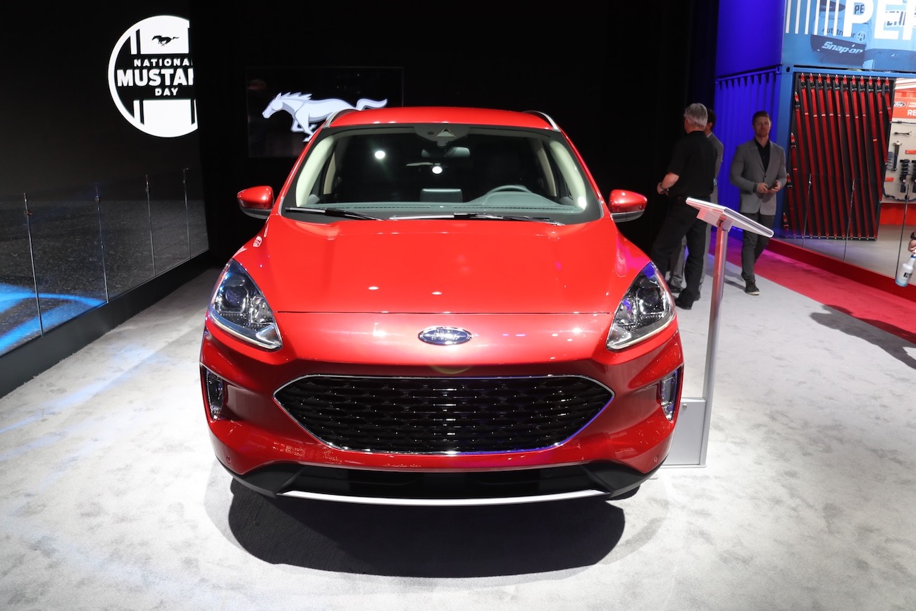 Рост цен на Ford Escape PHEV 2021 года фото 4 - превью