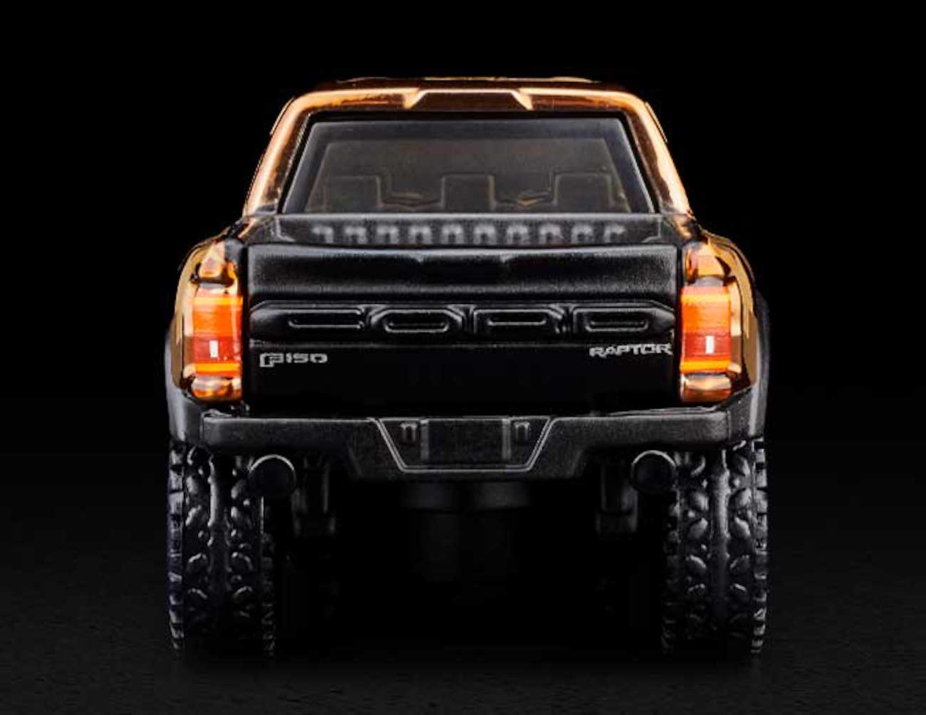 Уникальная модель Hot Wheels Ford F-150 Raptor фото 3 - превью