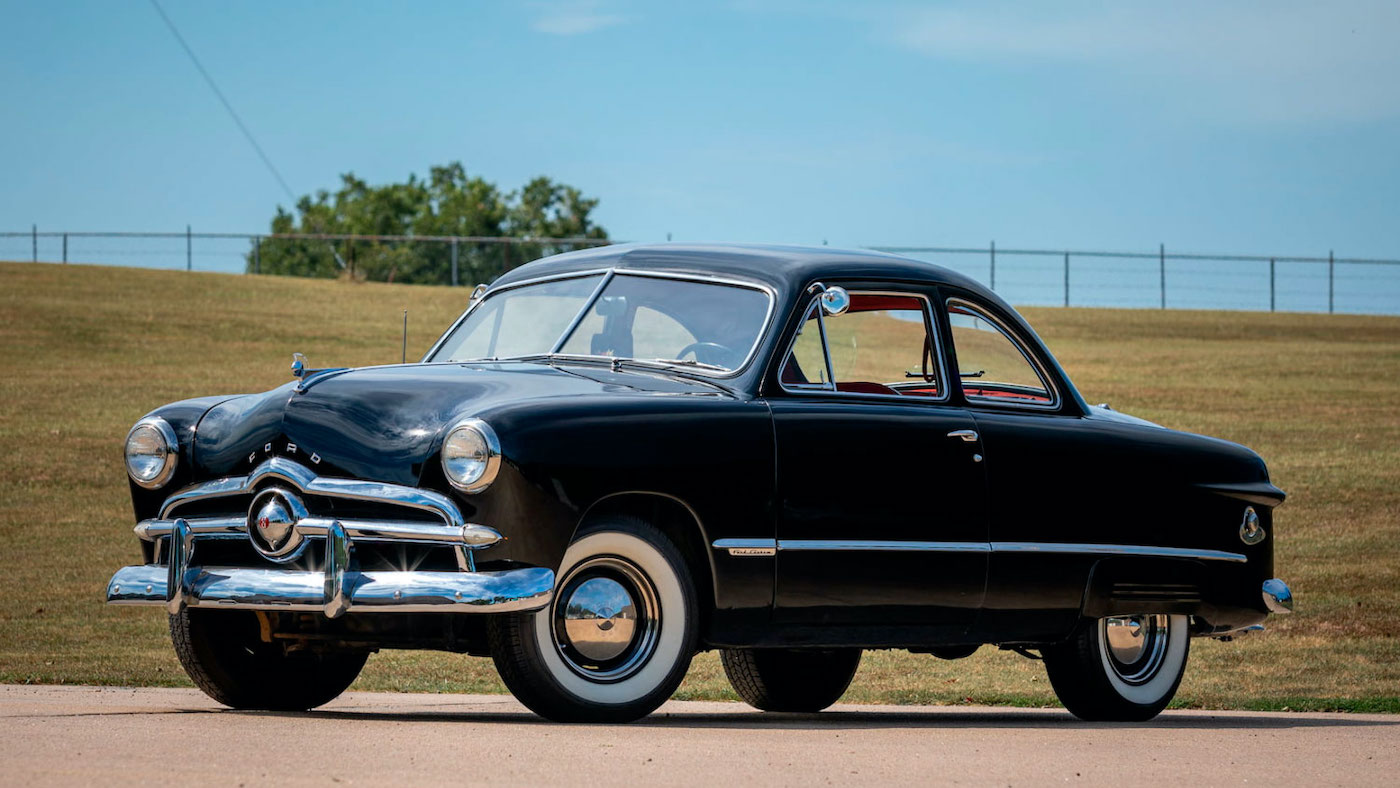 Ford Custom 1949 года на аукционе фото 1 - превью