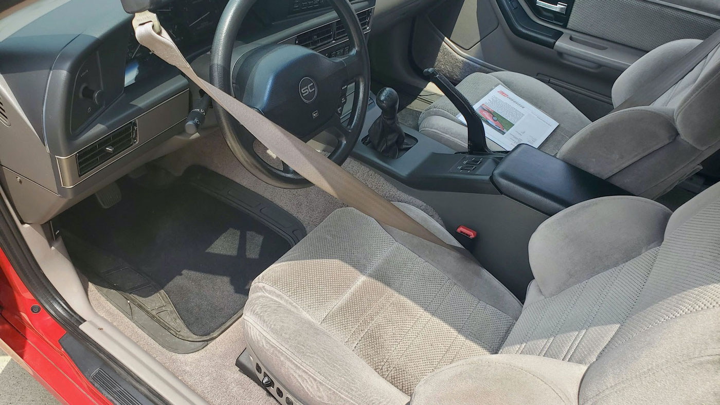 Ford Thunderbird Super Coupe 1990 года выпуска на аукционе фото 4 - превью