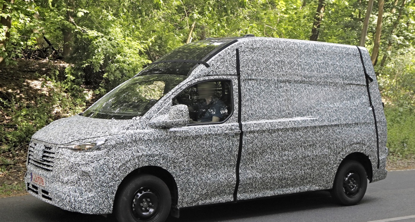 Шпионские снимки Ford Transit Custom фото 1 - превью